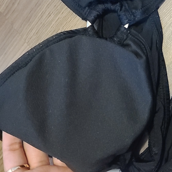 Two Piece Black Bikini - Picture 8 of 9